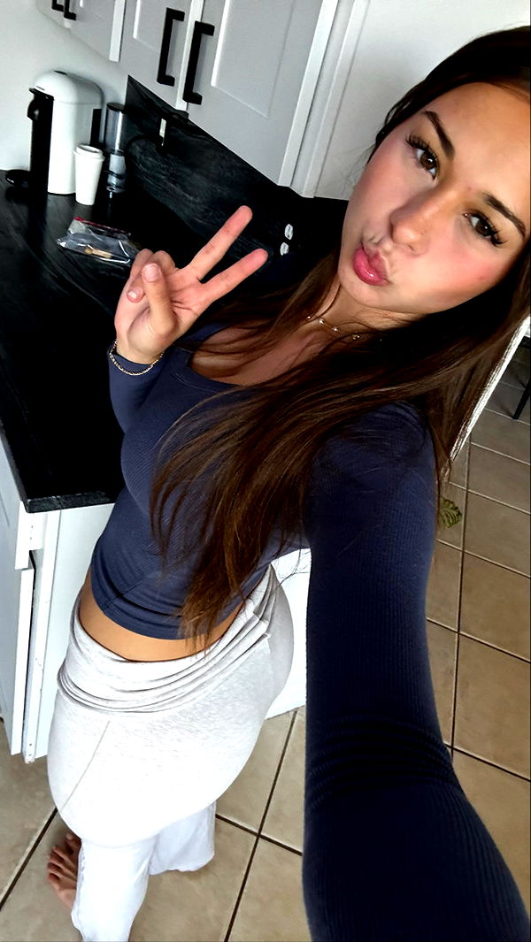 sophieraiin image ~ Altpins