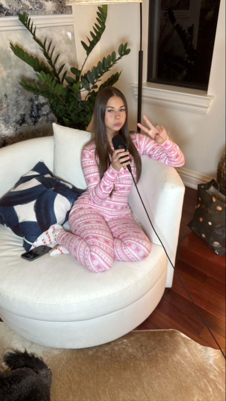 sophieraiin snapchat image archive image