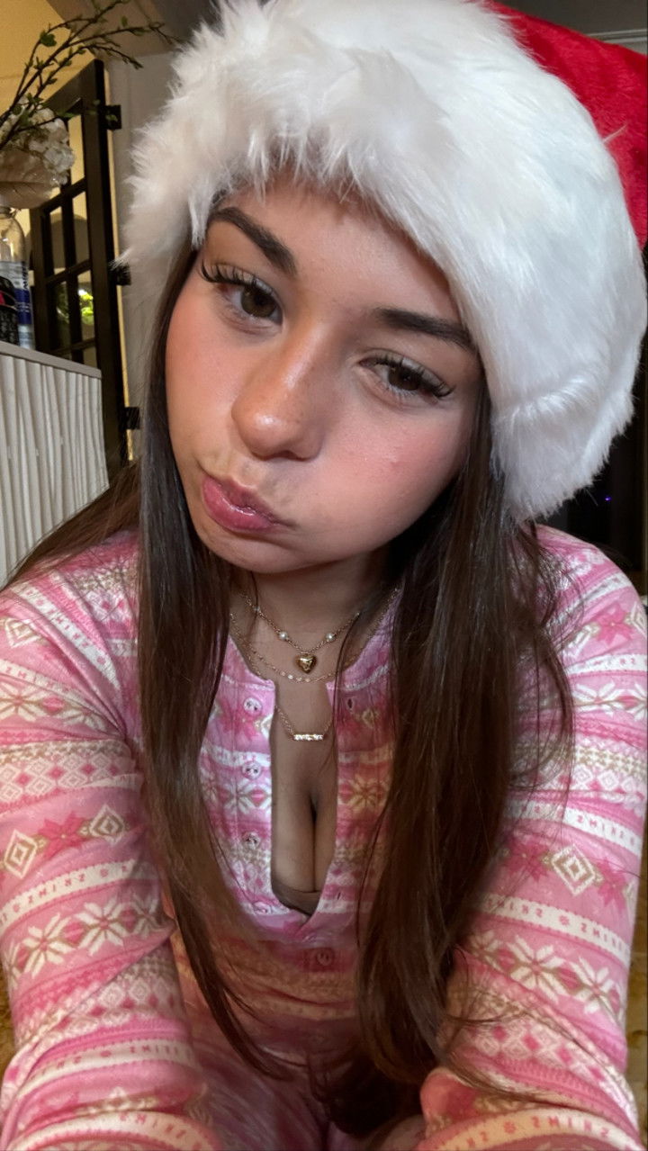 sophieraiin snapchat image archive image