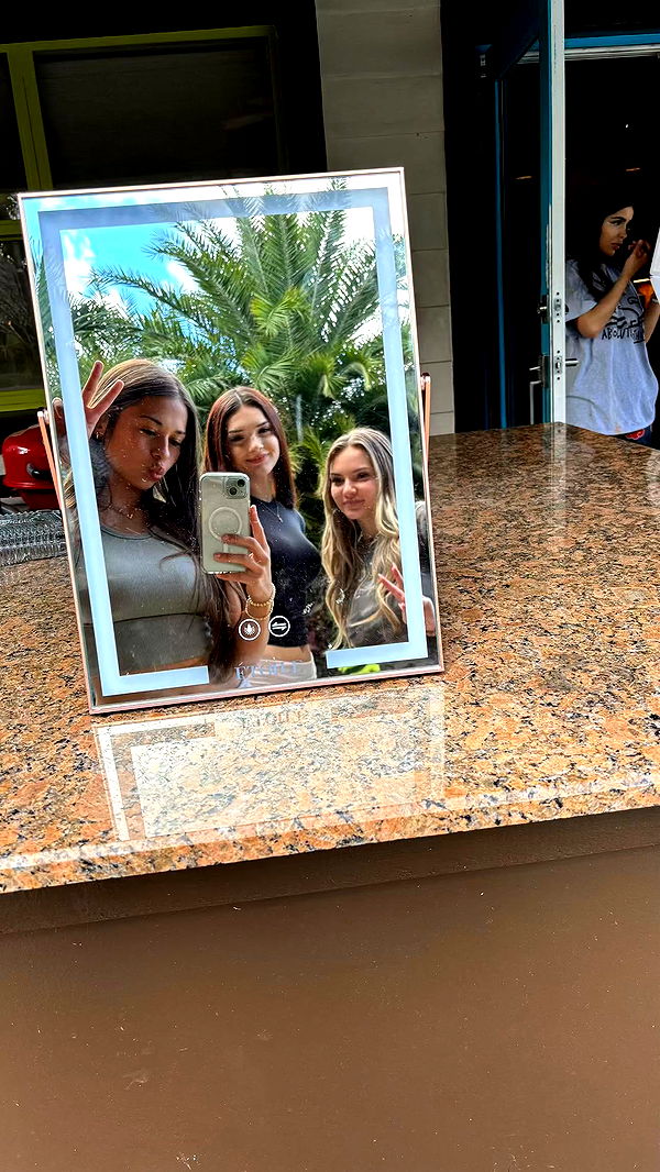 sophieraiin image ~ Altpins