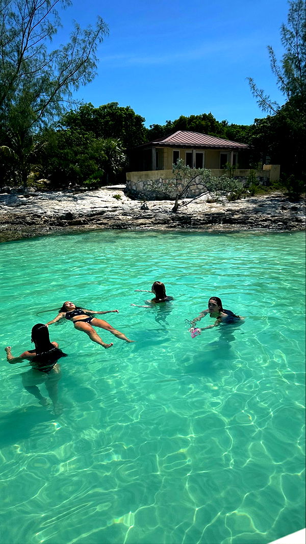 sophieraiin image ~ Altpins