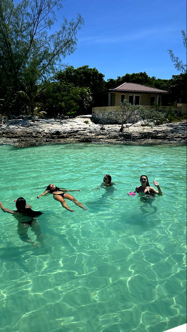 sophieraiin image ~ Altpins