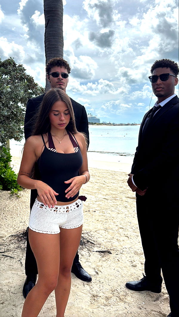 sophieraiin image ~ Altpins