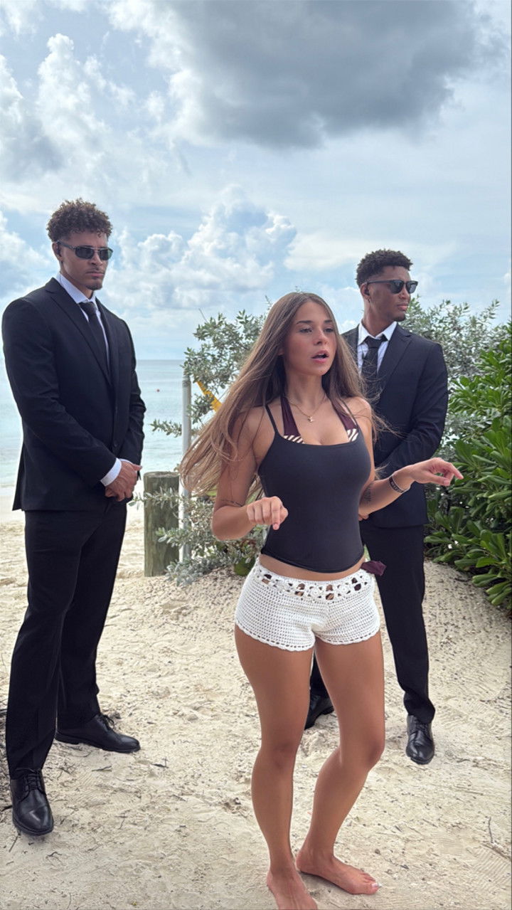 sophieraiin snapchat image archive image