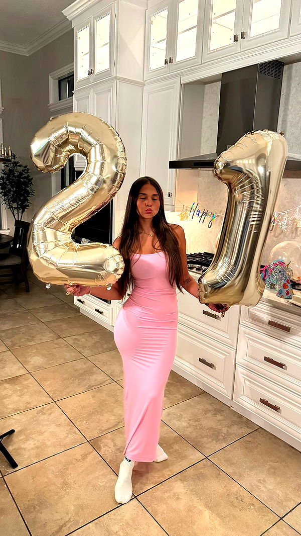 sophieraiin image ~ Altpins