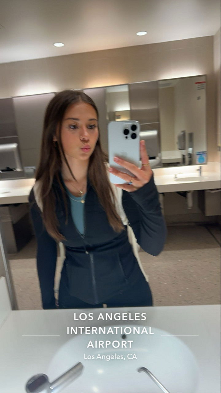 sophieraiin snapchat image archive image