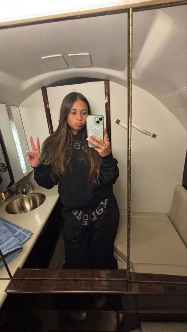 sophieraiin snapchat image archive image