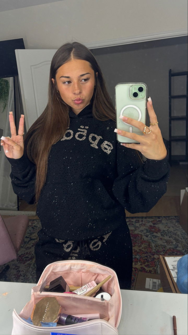 sophieraiin snapchat image archive image