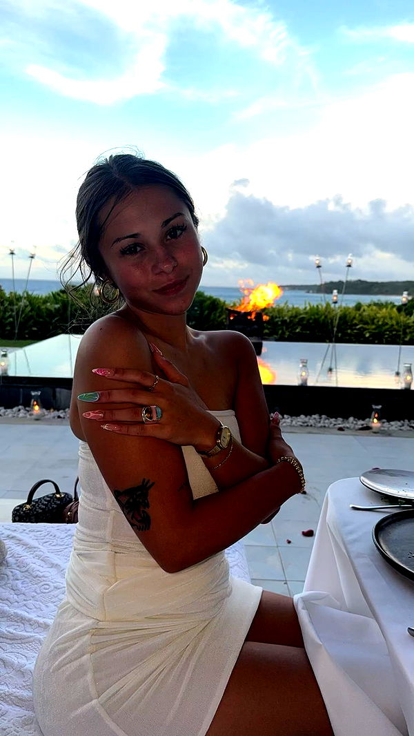 sophieraiin image ~ Altpins