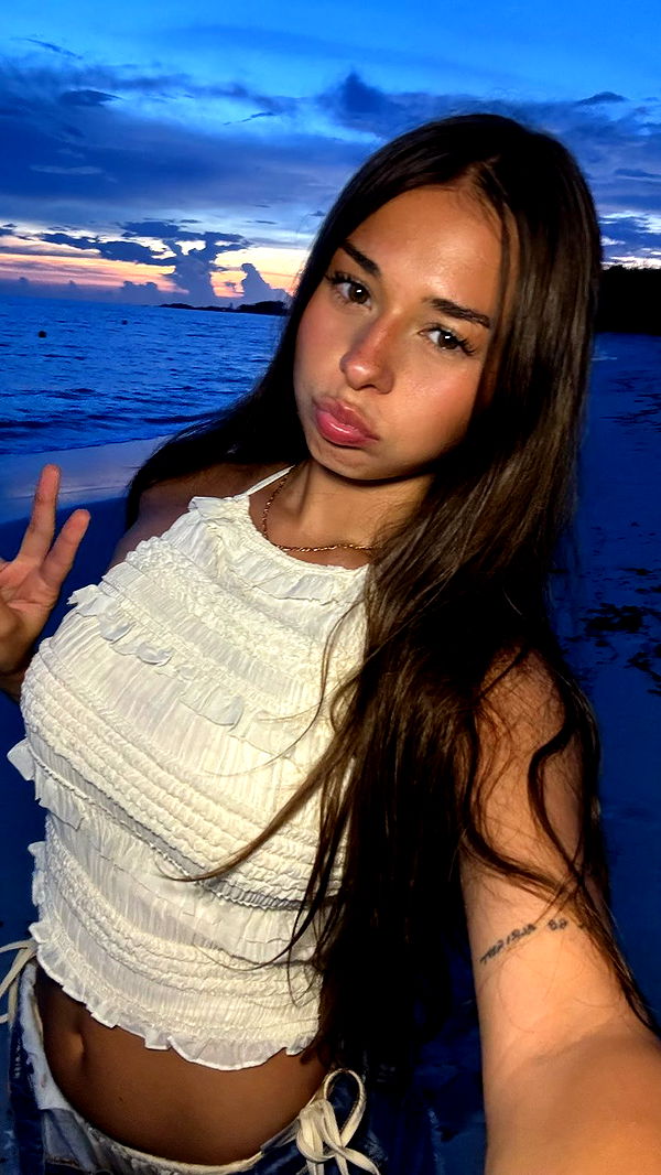 sophieraiin image ~ Altpins