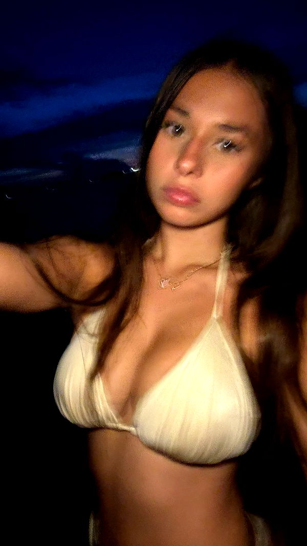 sophieraiin image ~ Altpins