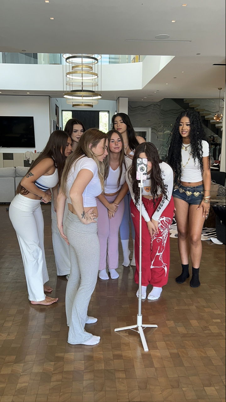 sophieraiin snapchat image archive image