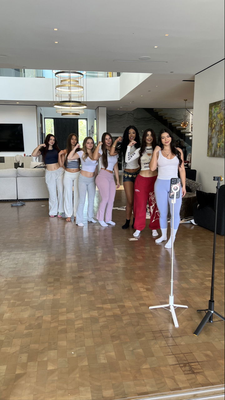 sophieraiin snapchat image archive image