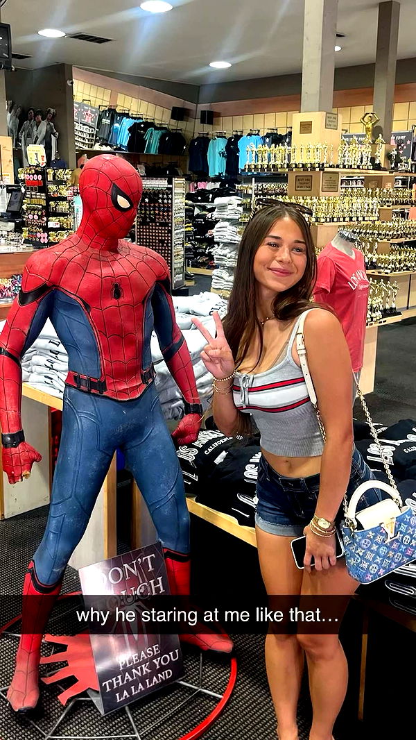 sophieraiin image ~ Altpins