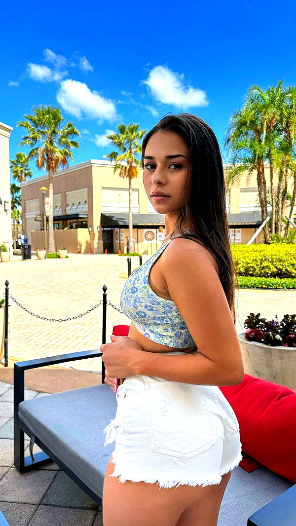 sophieraiin image ~ Altpins