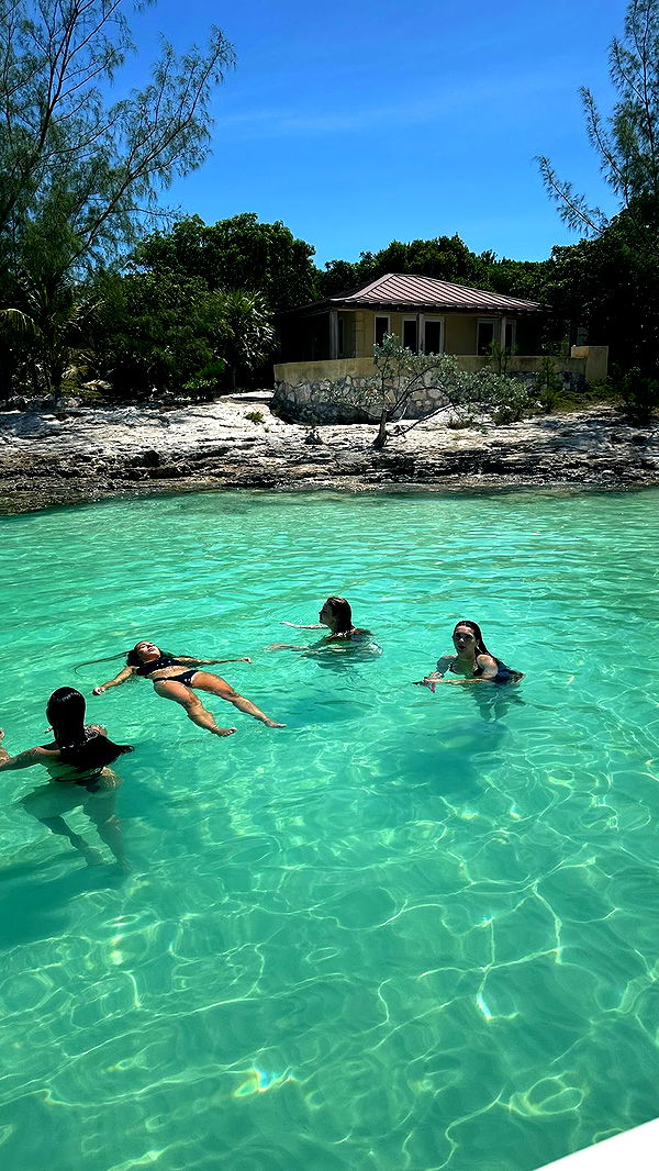 sophieraiin image ~ Altpins