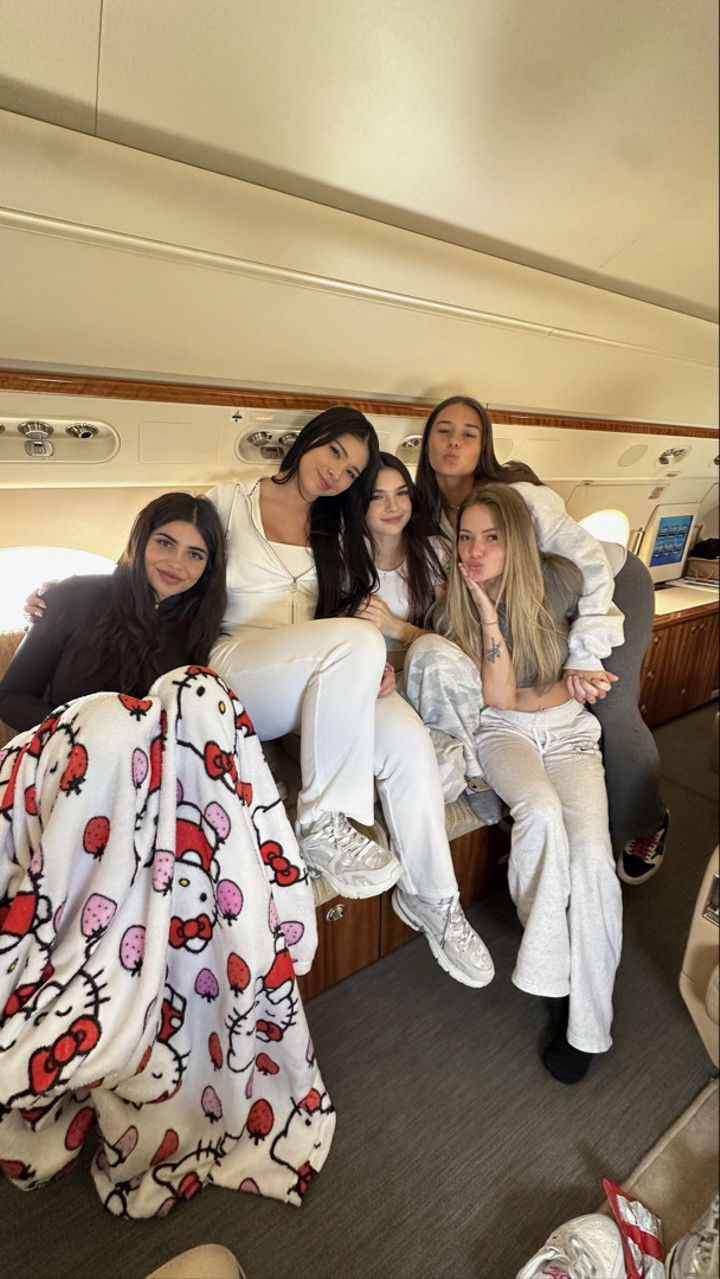 sophieraiin snapchat image archive image