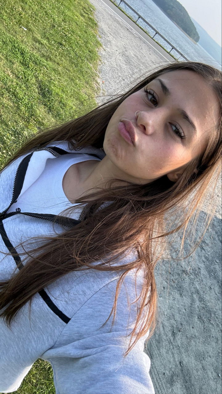 sophieraiin snapchat image archive image