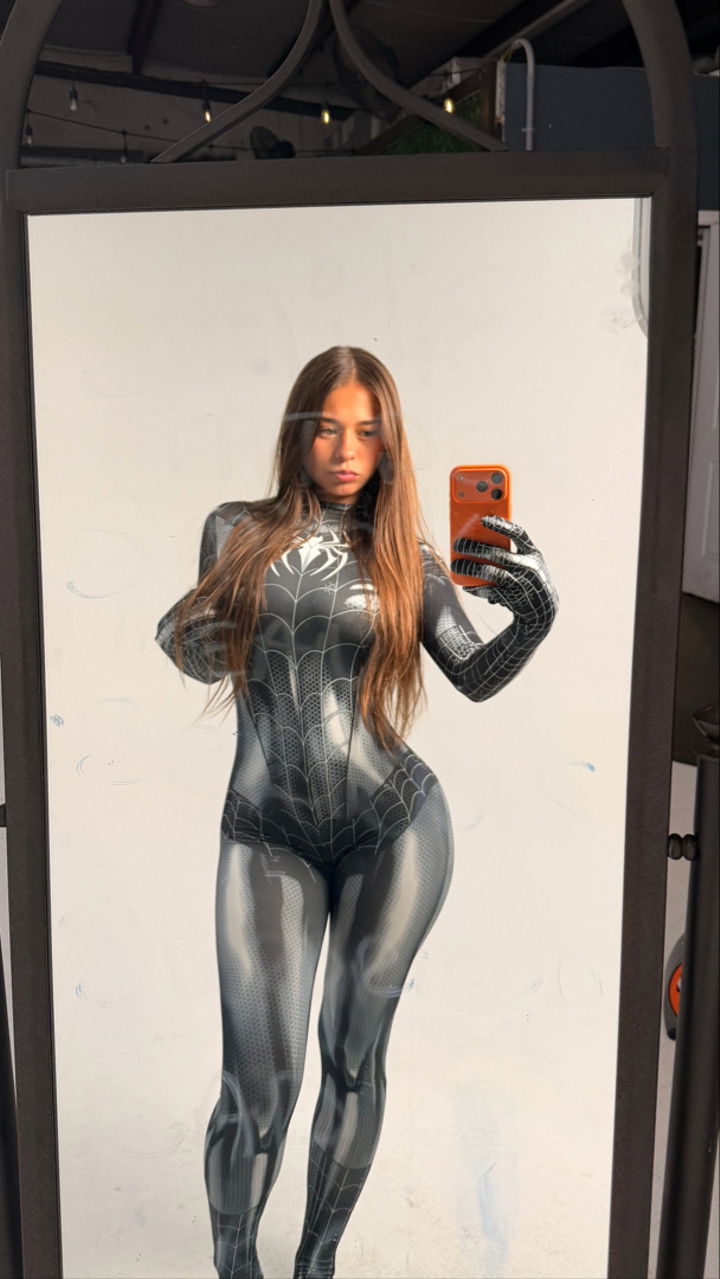 sophieraiin snapchat image archive image