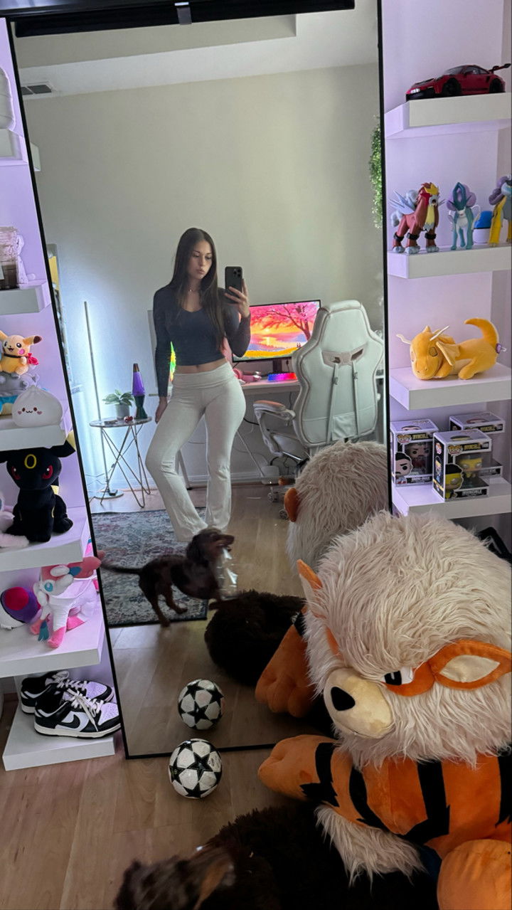 sophieraiin snapchat image archive image