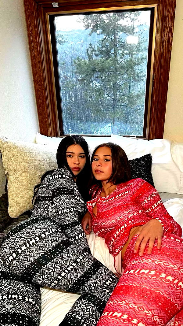 sophieraiin image ~ Altpins