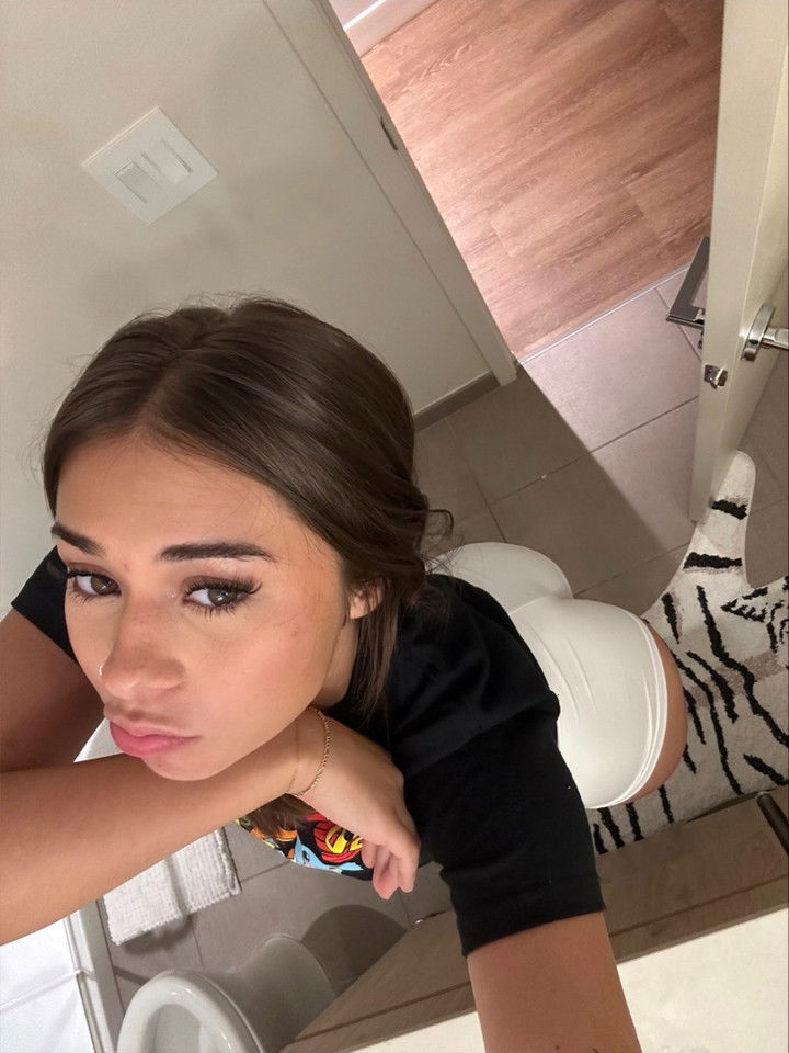 sophieraiin snapchat image archive image