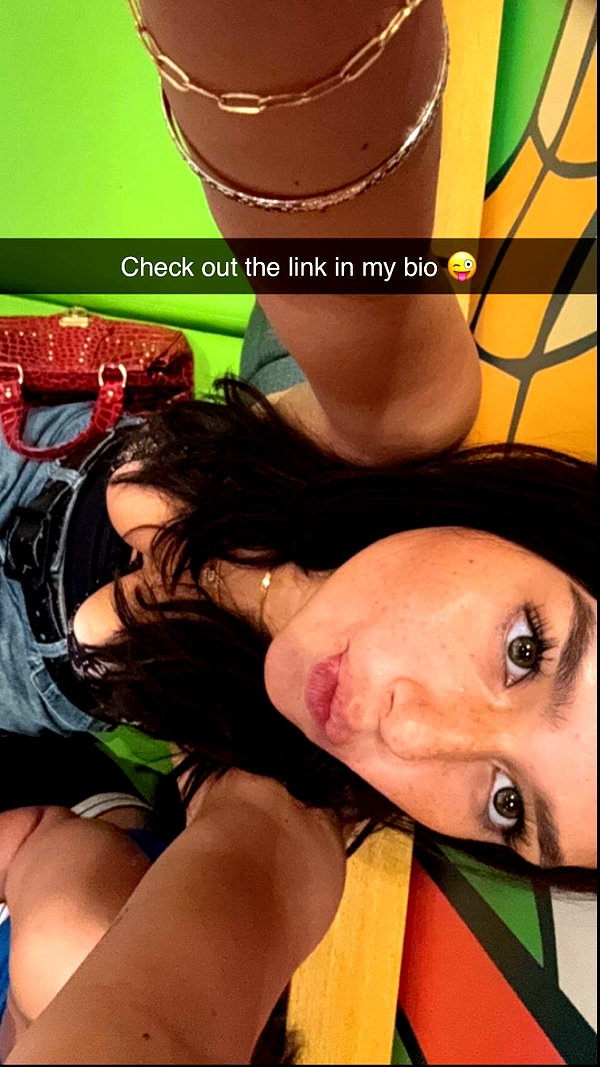 stefaniedra6 snapchat image archive image