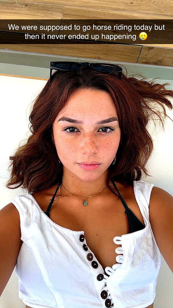stefaniedra6 snapchat image archive image