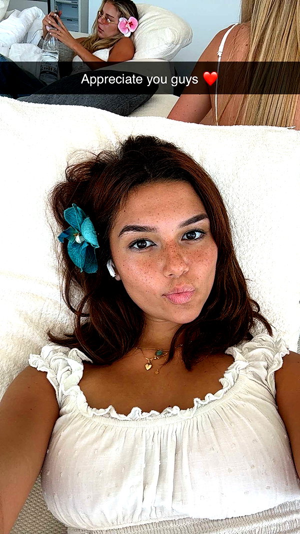 stefaniedra6 snapchat image archive image