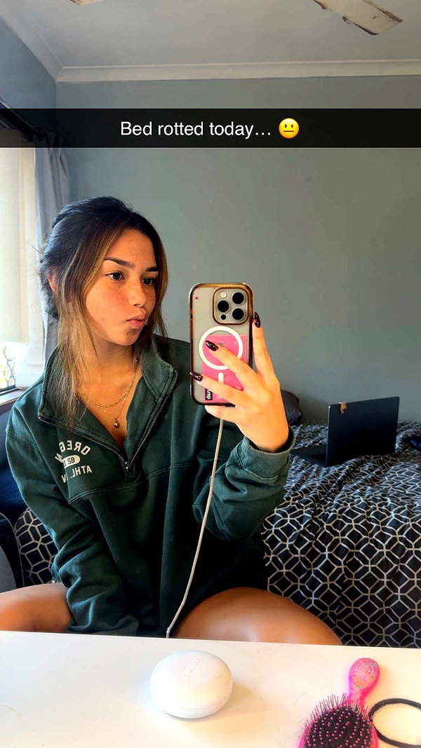 stefaniedra6 snapchat image archive image