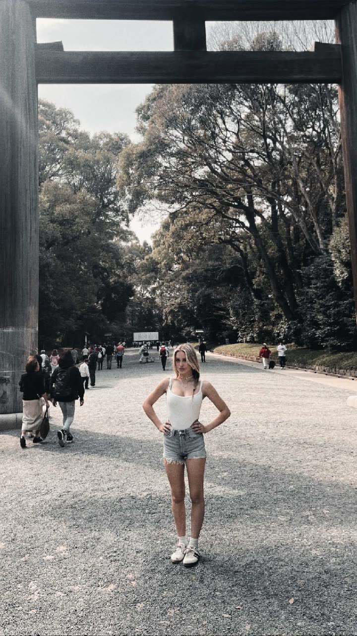 surfsterre snapchat image archive image