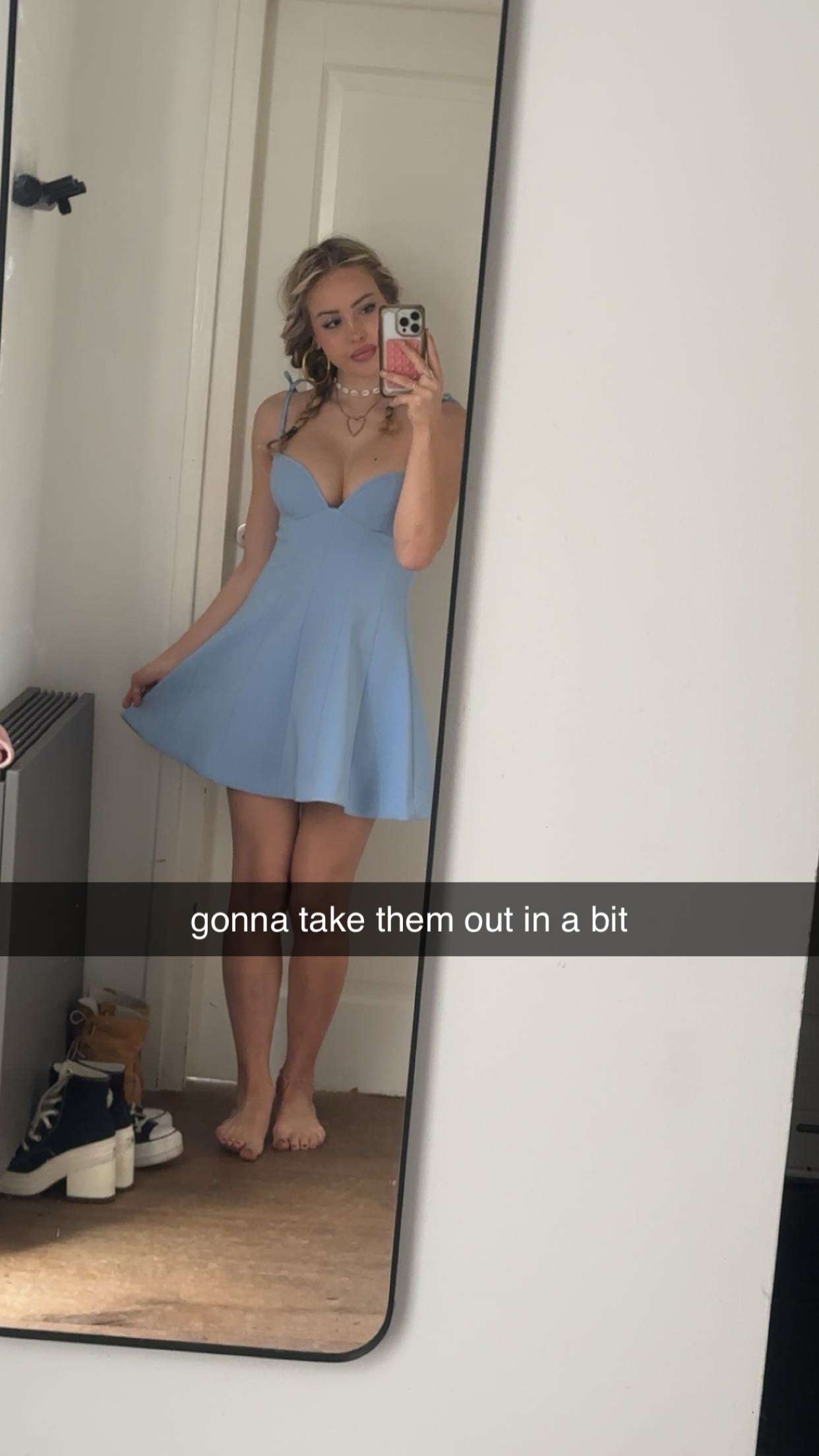 surfsterre snapchat image archive image