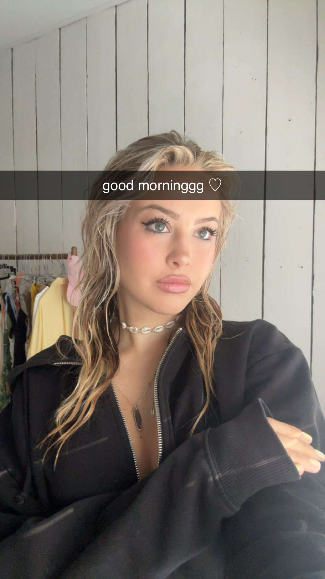 surfsterre snapchat image archive image