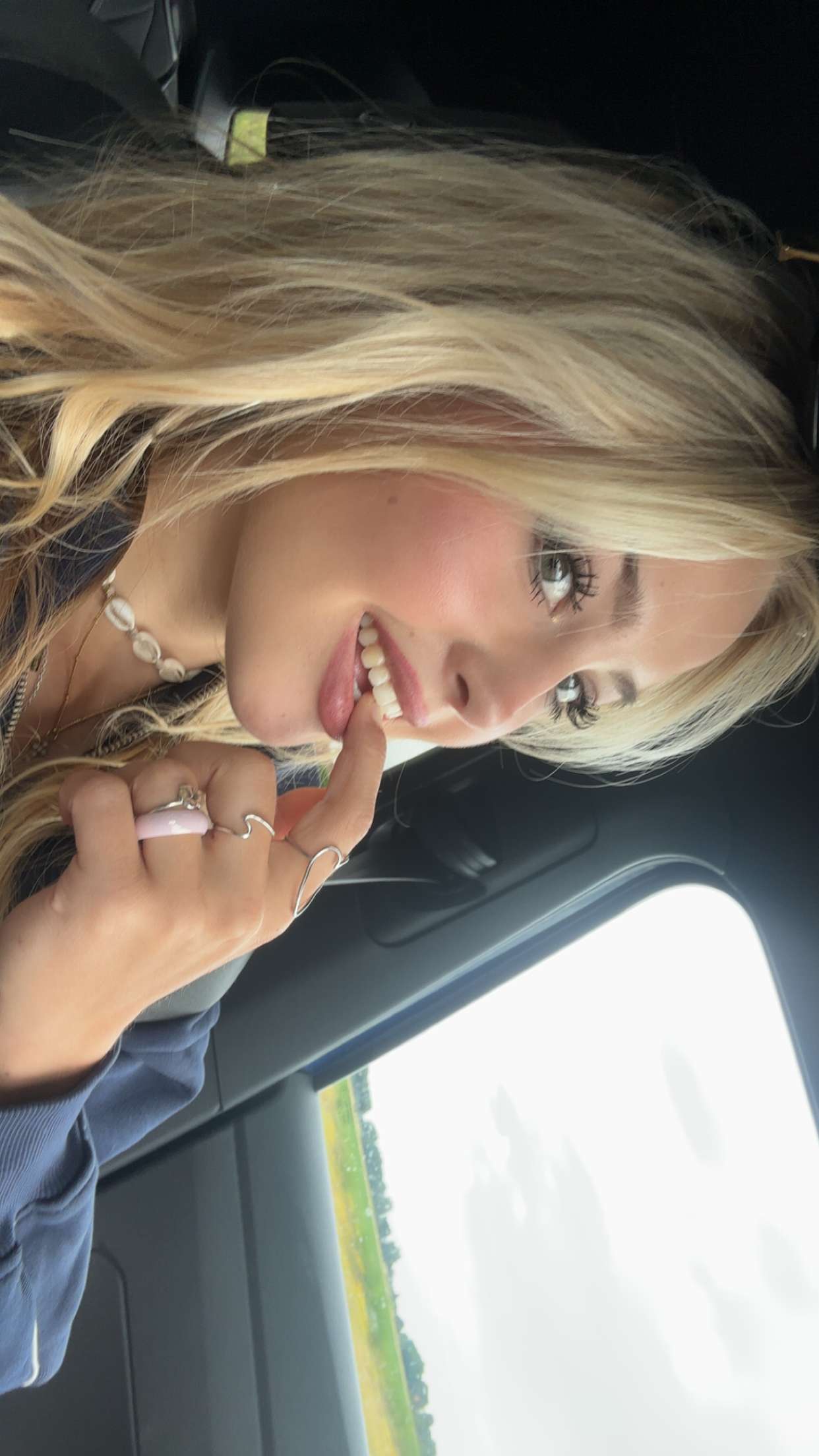 surfsterre snapchat image archive image