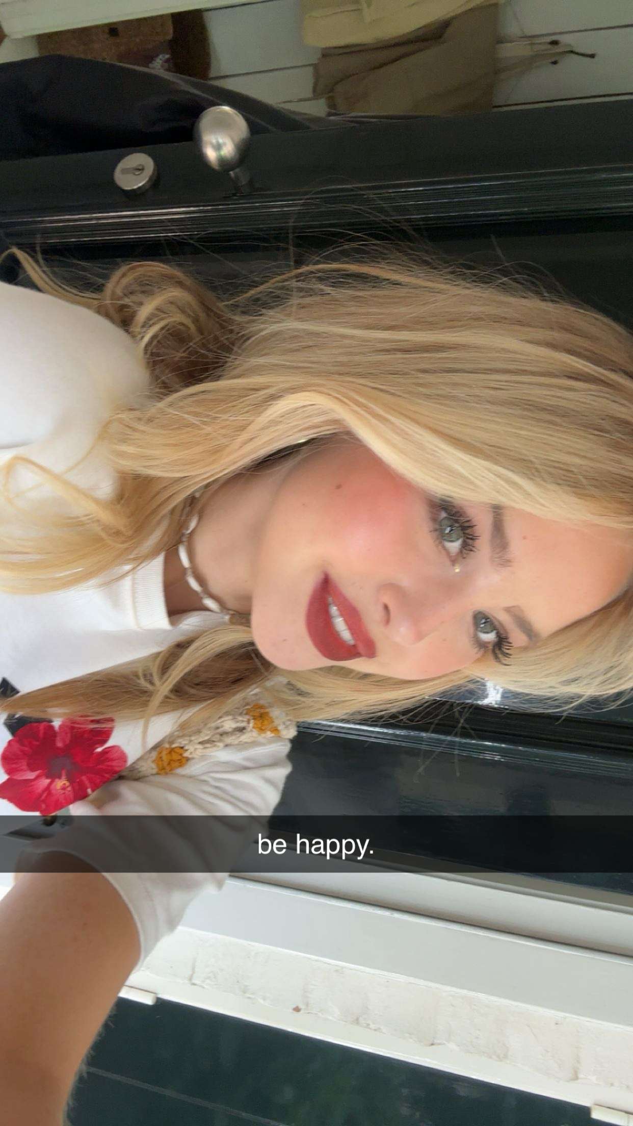 surfsterre snapchat image archive image