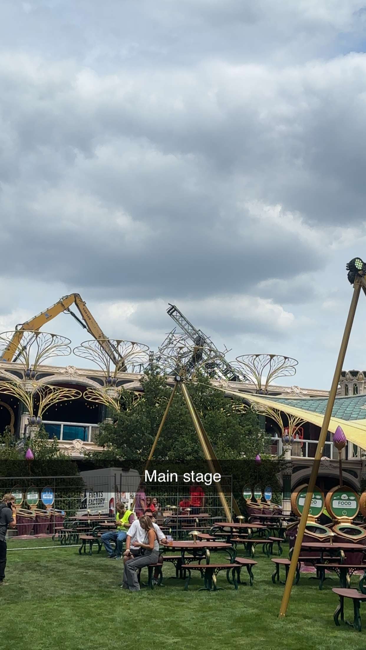 surfsterre snapchat image archive image