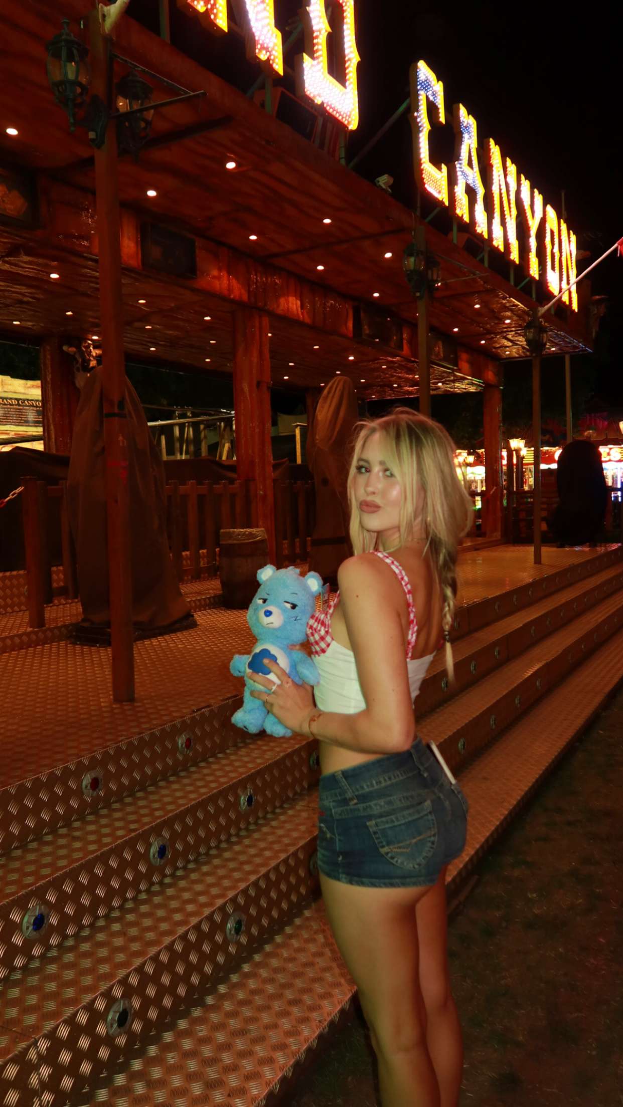 surfsterre snapchat image archive image