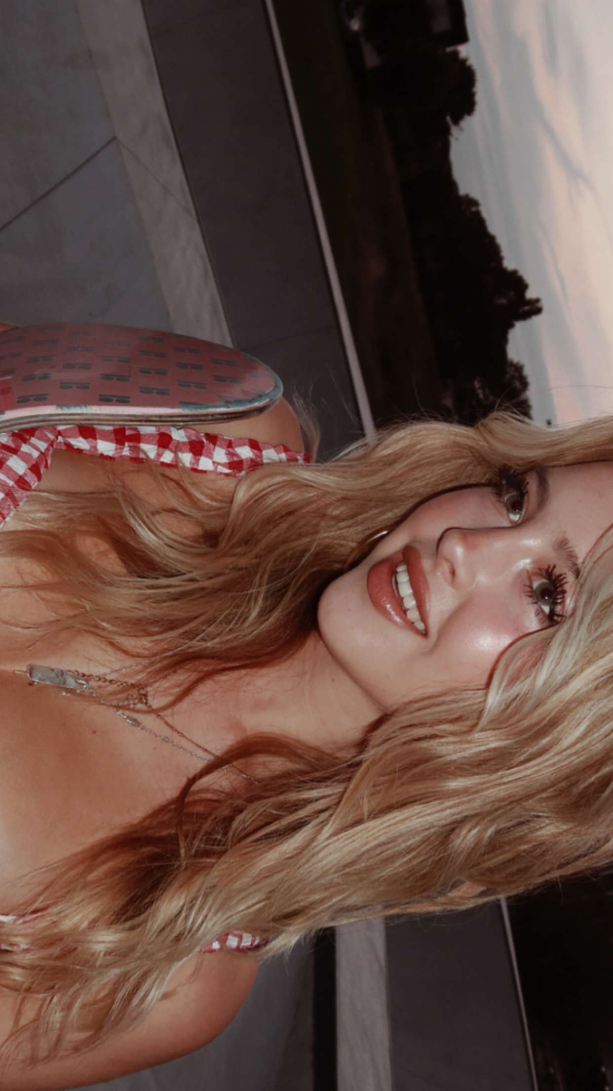 surfsterre snapchat image archive image