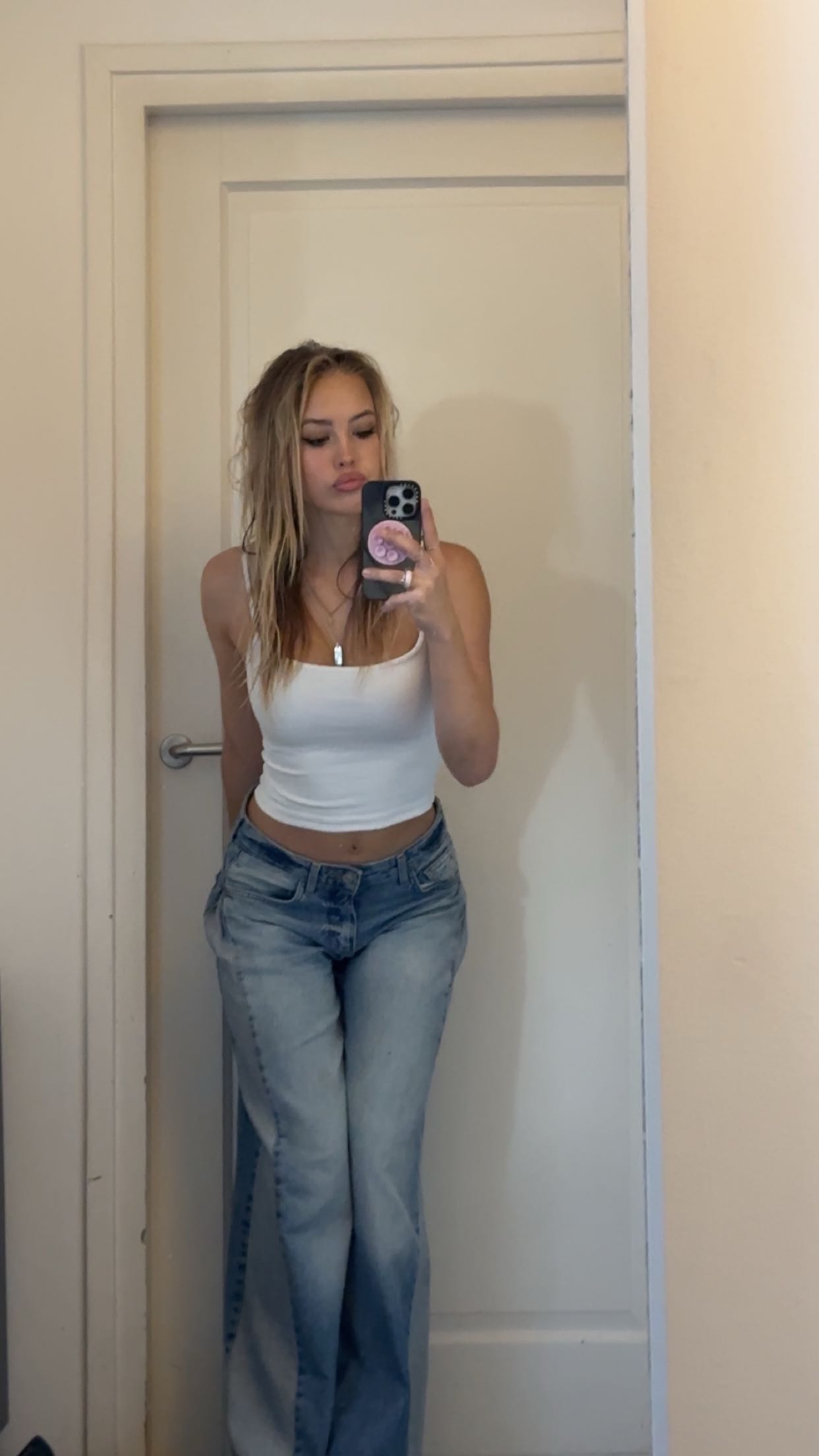 surfsterre snapchat image archive image