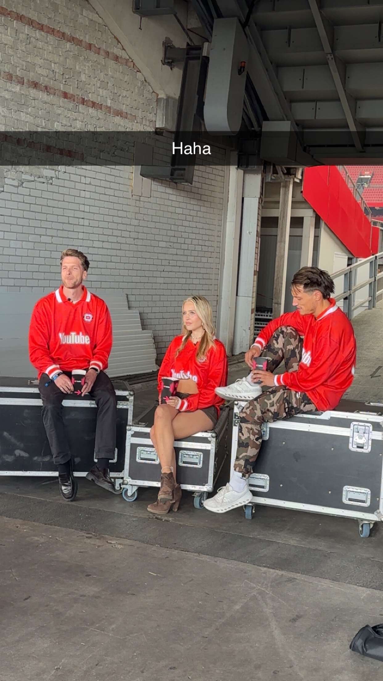 surfsterre snapchat image archive image