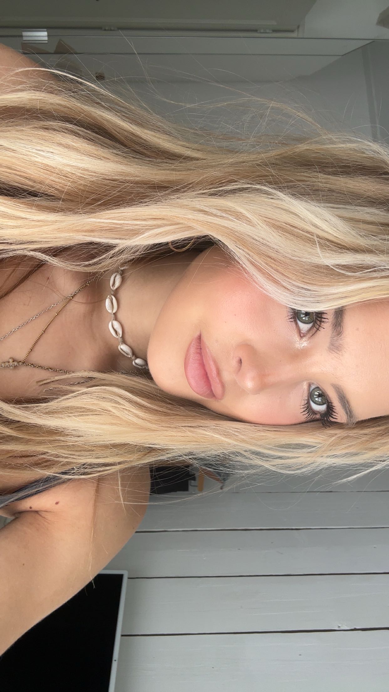 surfsterre snapchat image archive image