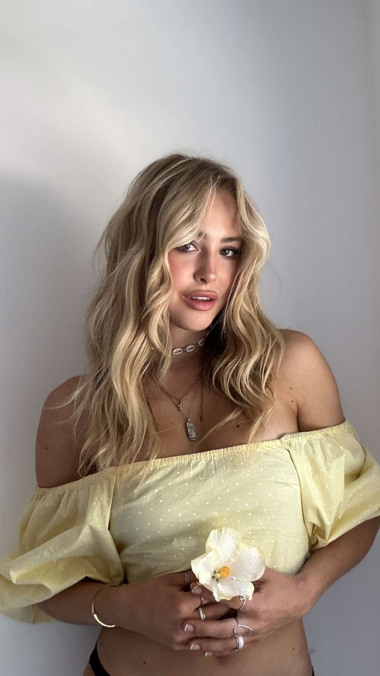 surfsterre snapchat image archive image