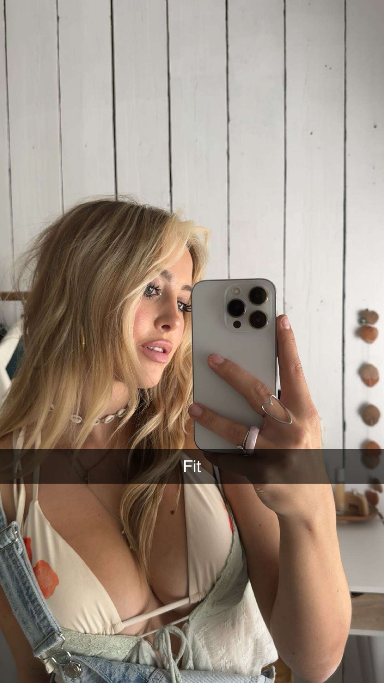 surfsterre snapchat image archive image