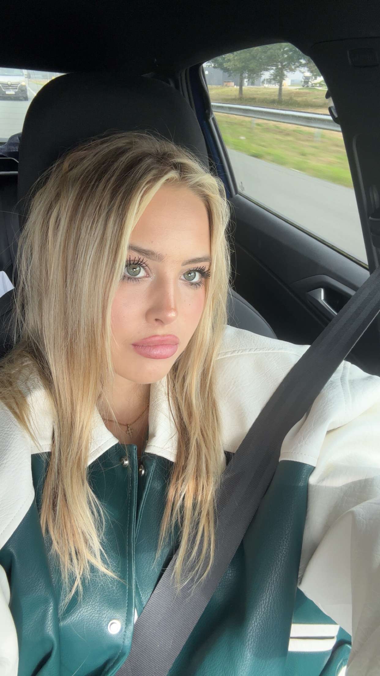 surfsterre snapchat image archive image