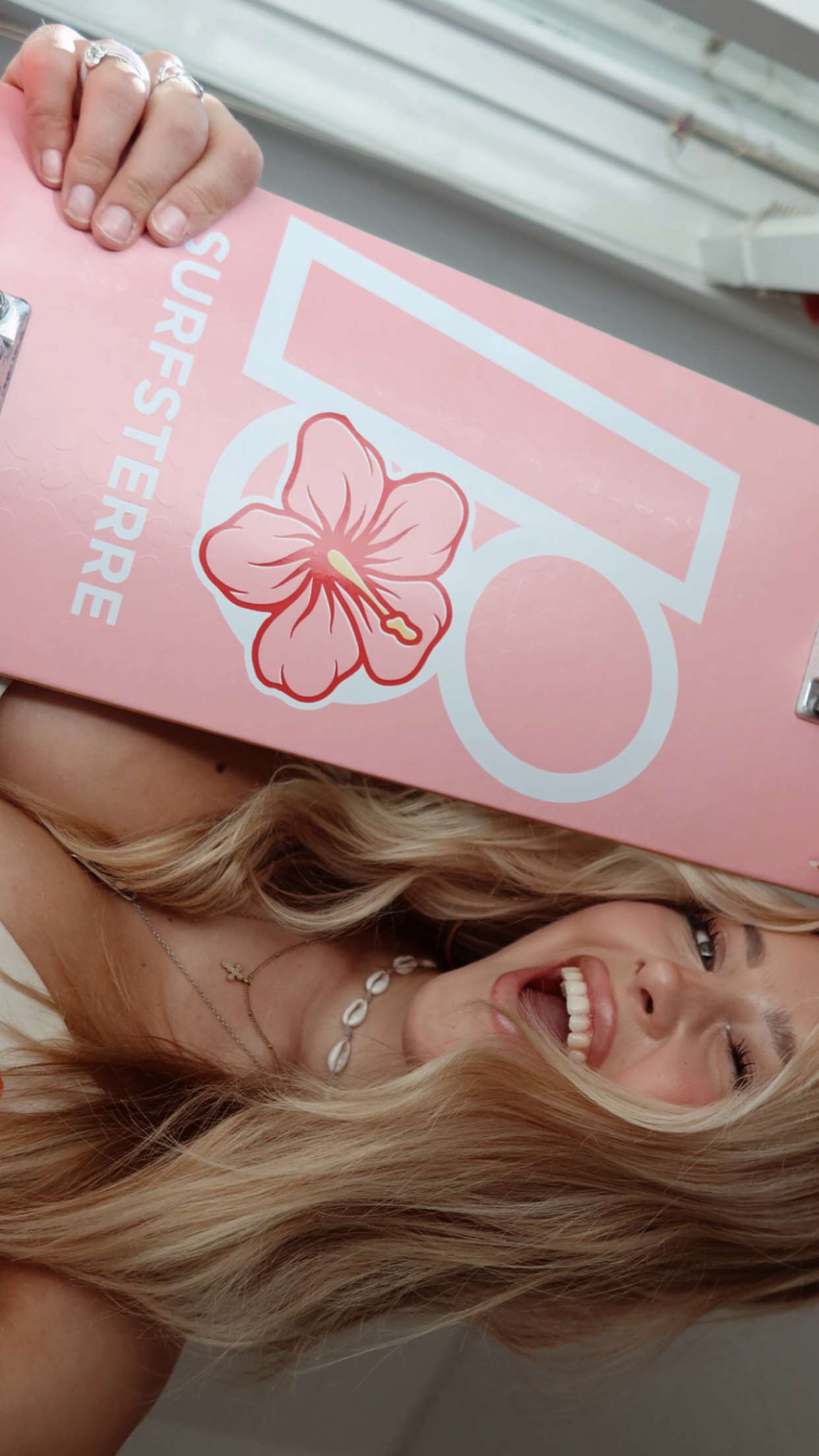 surfsterre snapchat image archive image