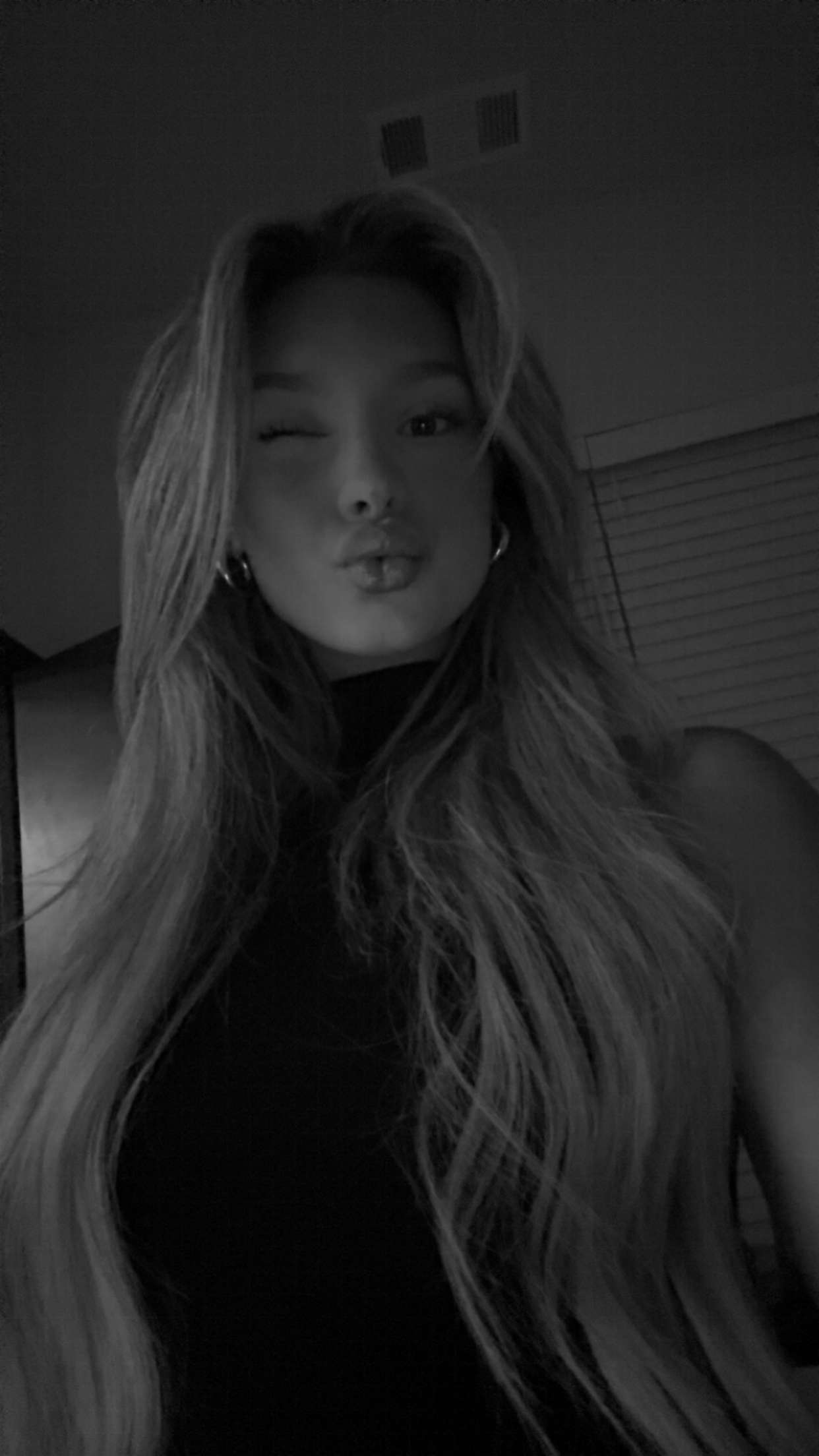 syd.shmitty snapchat image archive image