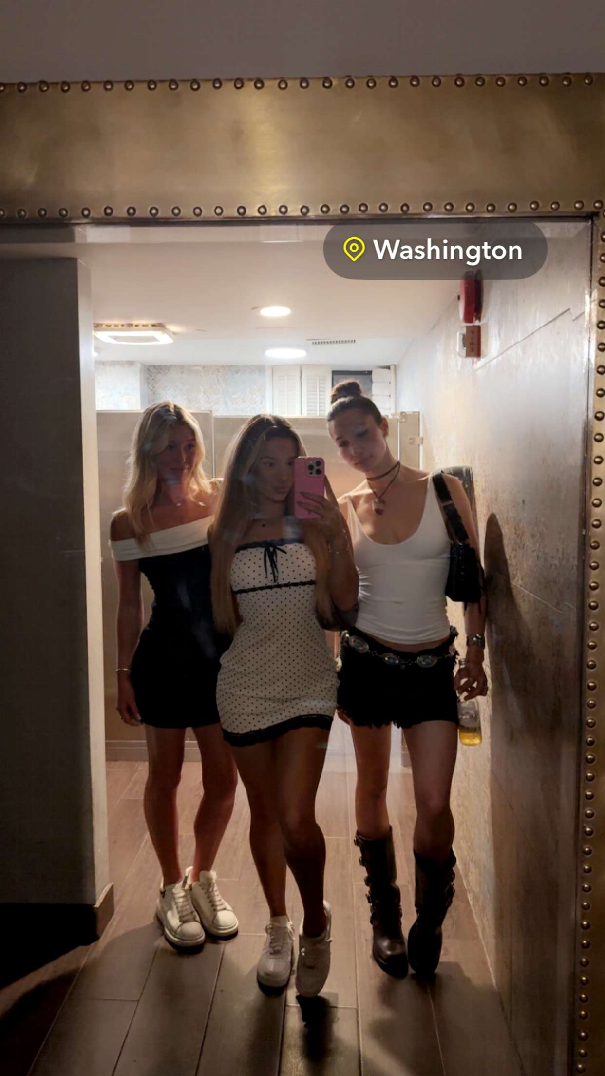 syd.shmitty snapchat image archive image