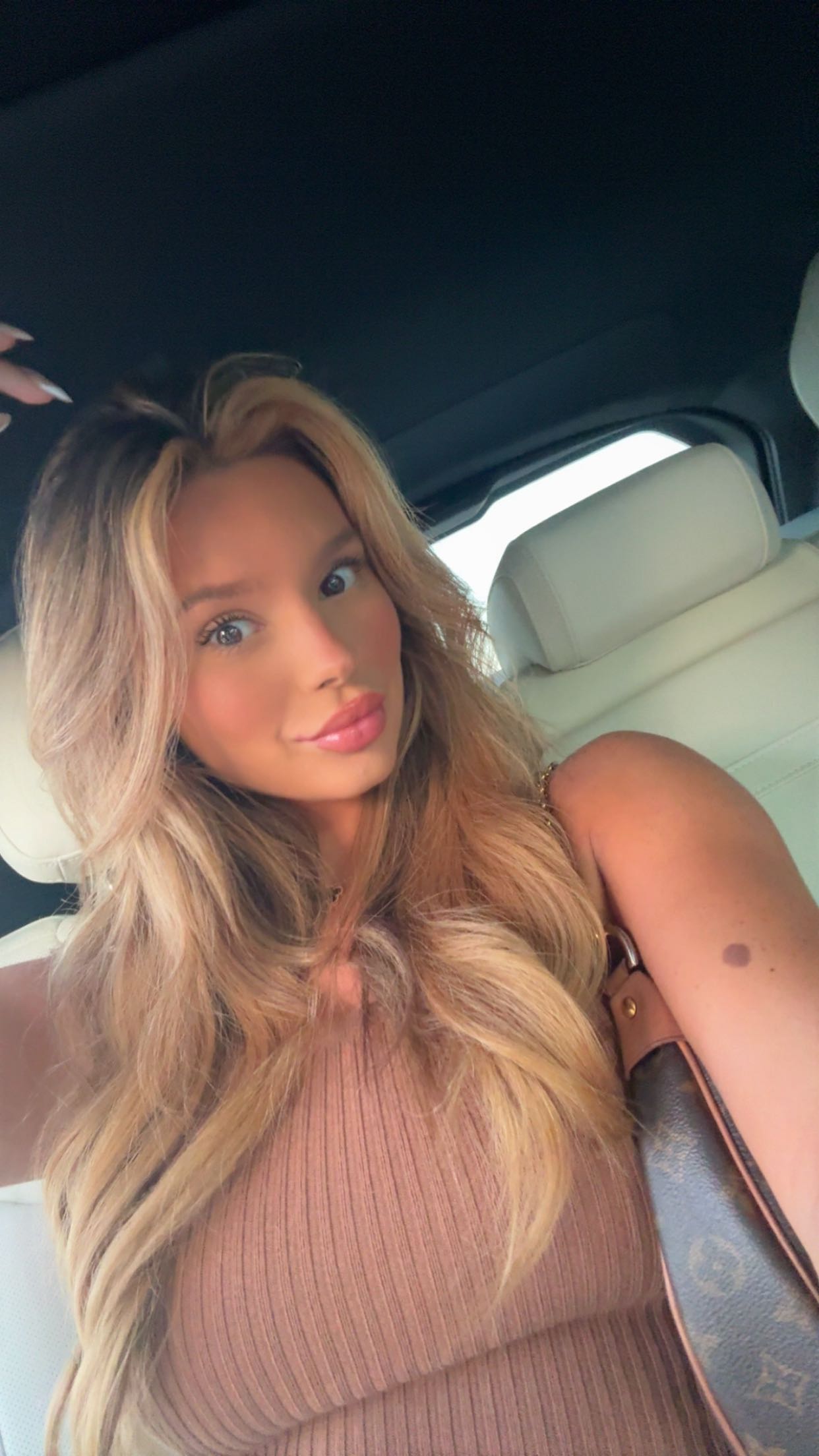 syd.shmitty snapchat image archive image