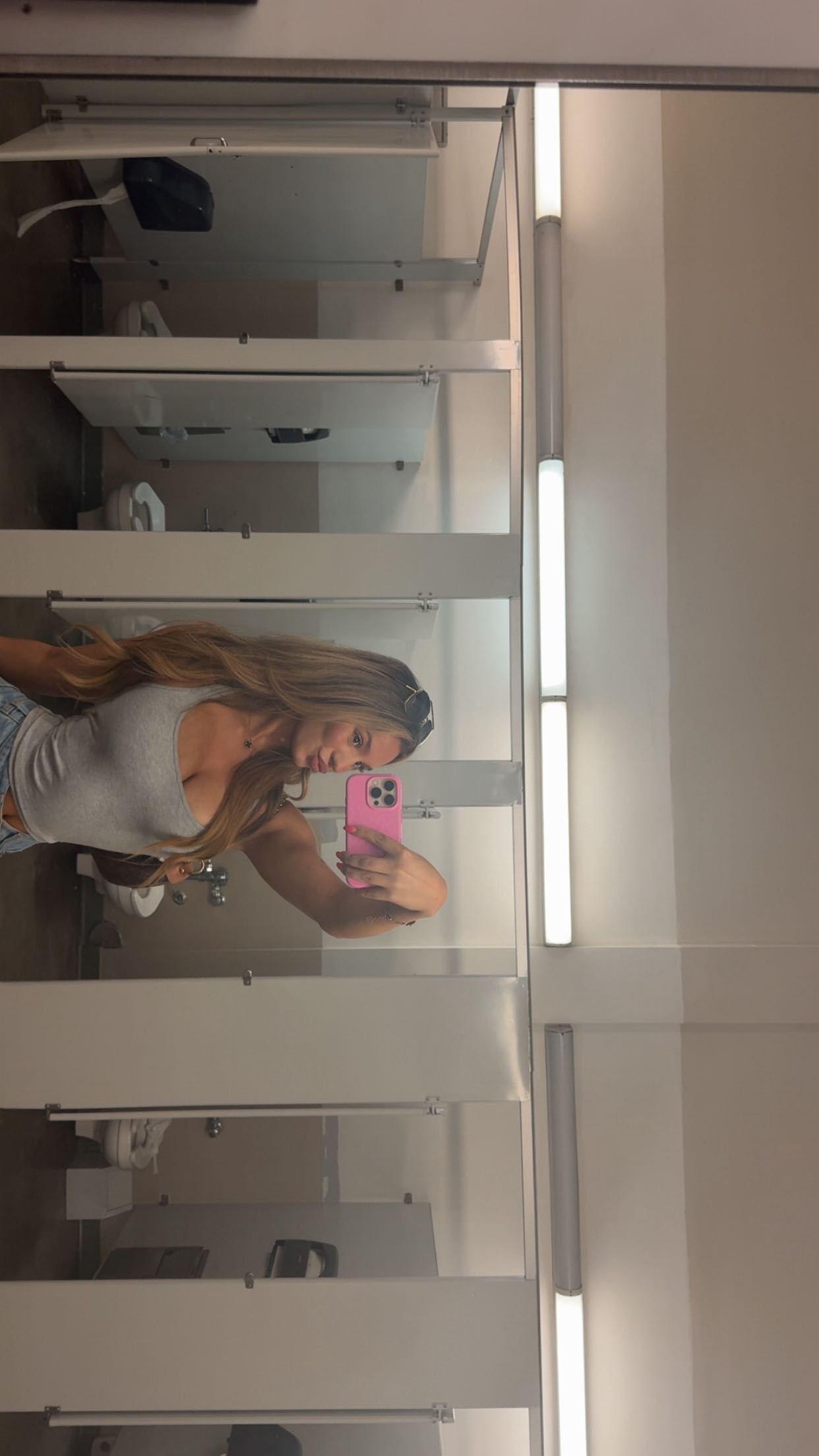 syd.shmitty snapchat image archive image