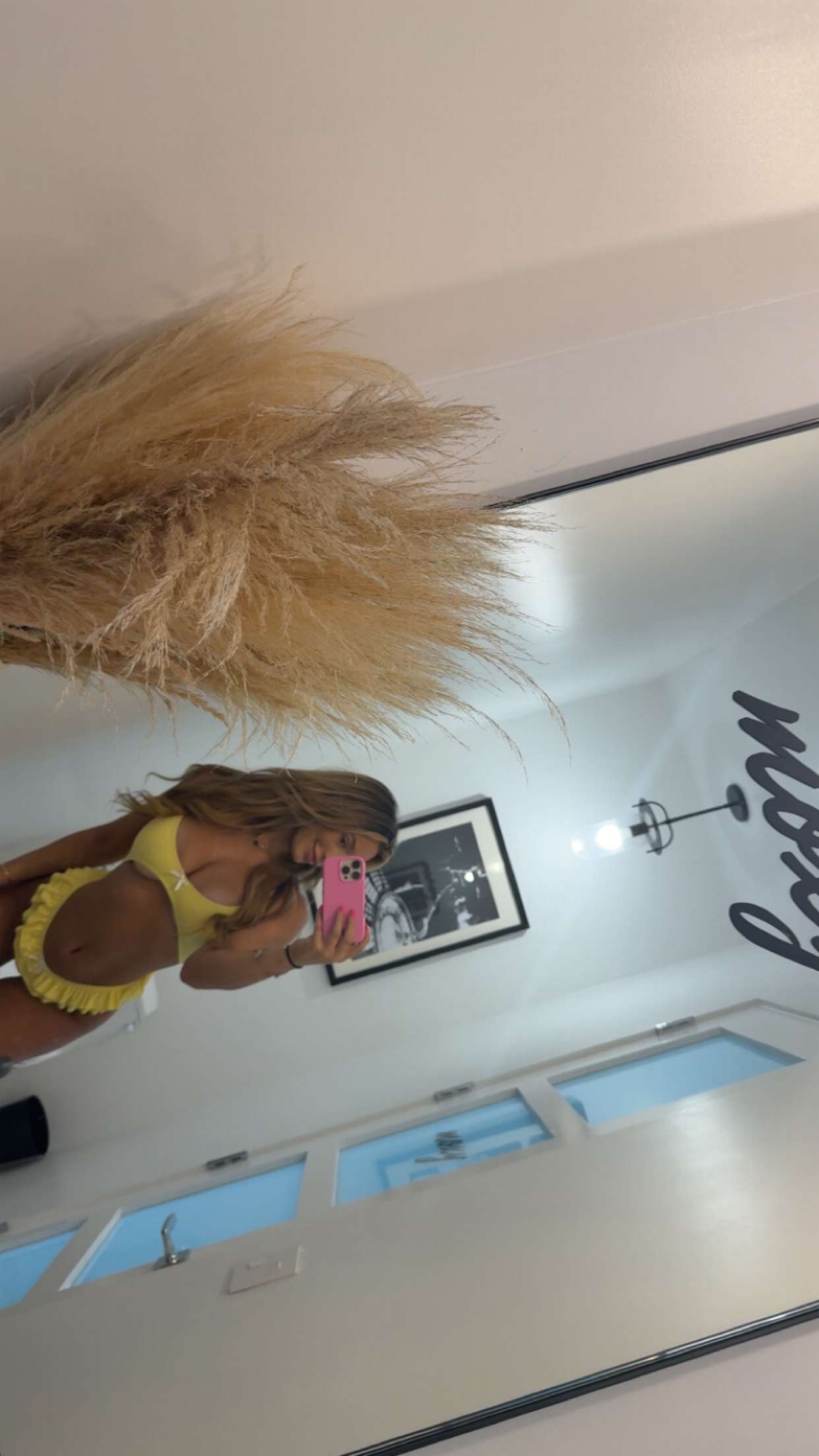 syd.shmitty snapchat image archive image